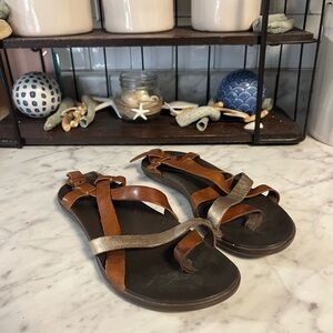 Olukai women’s size 7Brown and Gold Strappy Sandals